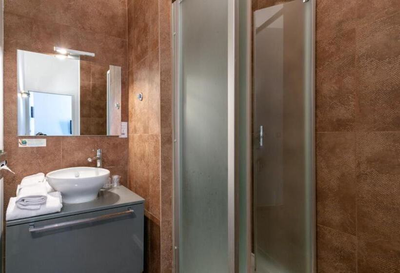 בית מלון כפרי De Paris