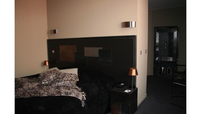 בית מלון כפרי De Paris