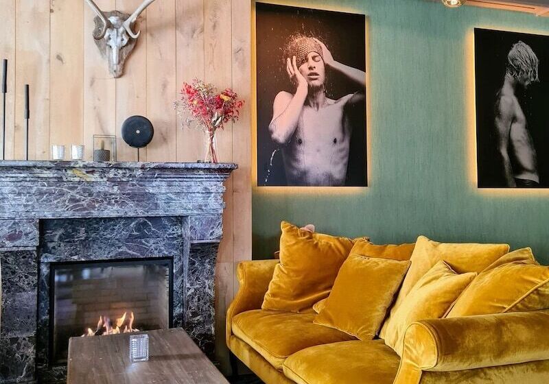 Отель De Schout