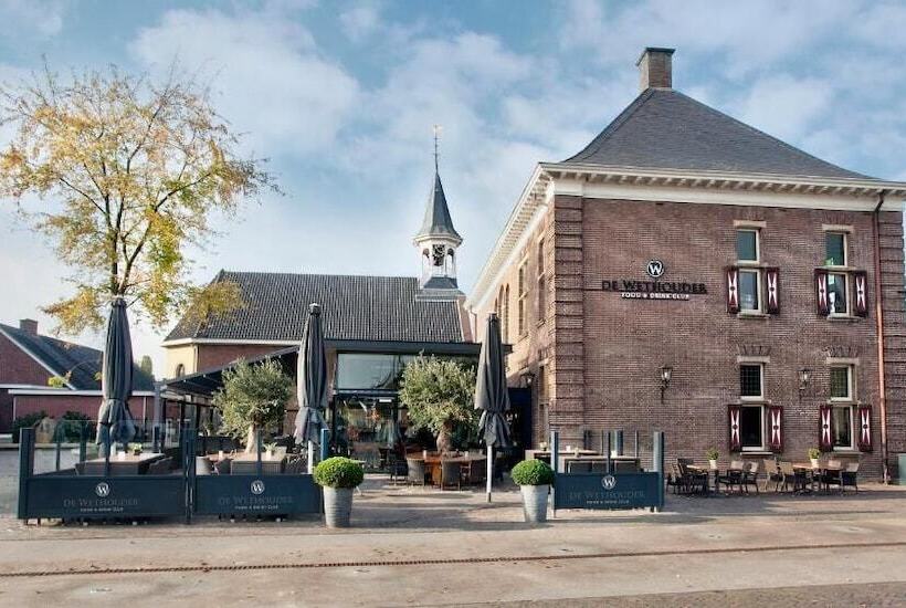 Отель De Schout