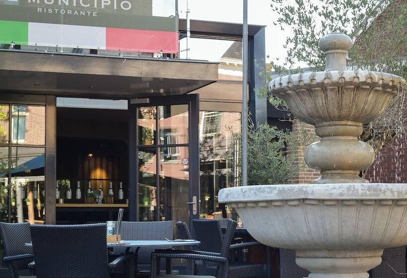 Отель De Schout