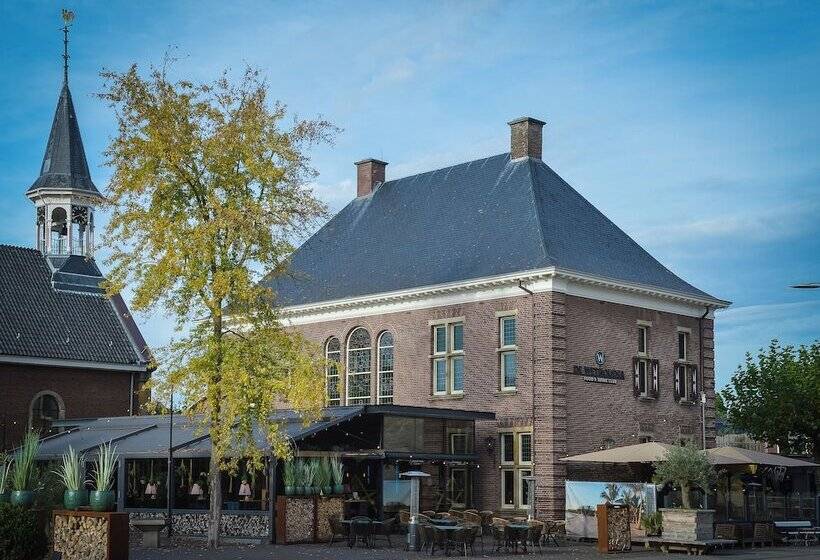 Отель De Schout