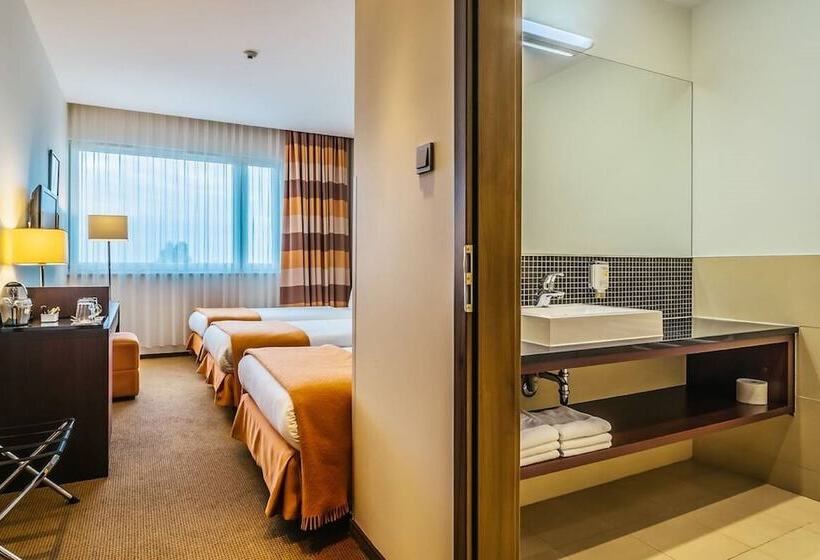 호텔 Desilva Warszawa Piaseczno