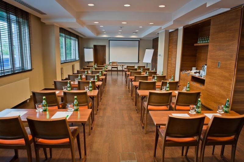 호텔 Desilva Warszawa Piaseczno