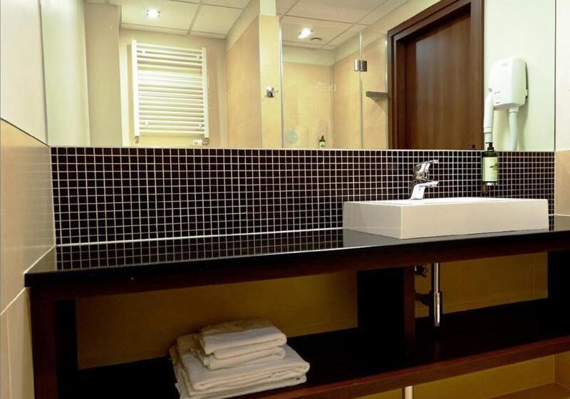 호텔 Desilva Warszawa Piaseczno