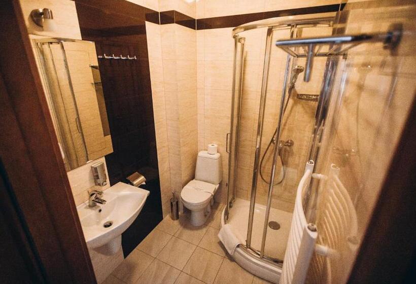 Отель Dworek Magnat