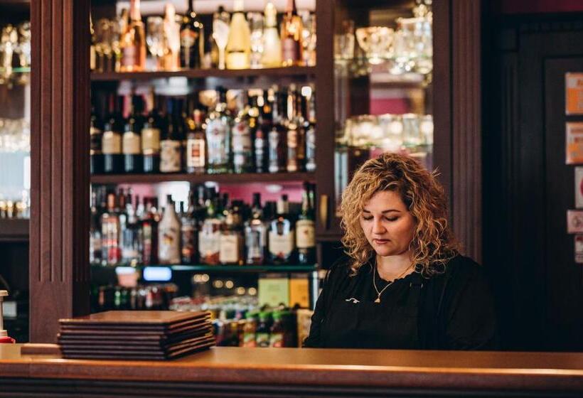 Отель Dworek Magnat