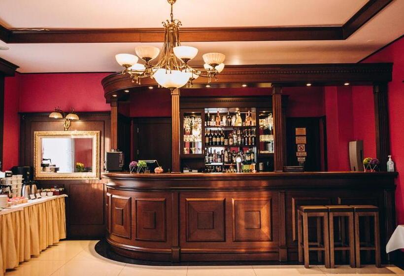 Отель Dworek Magnat