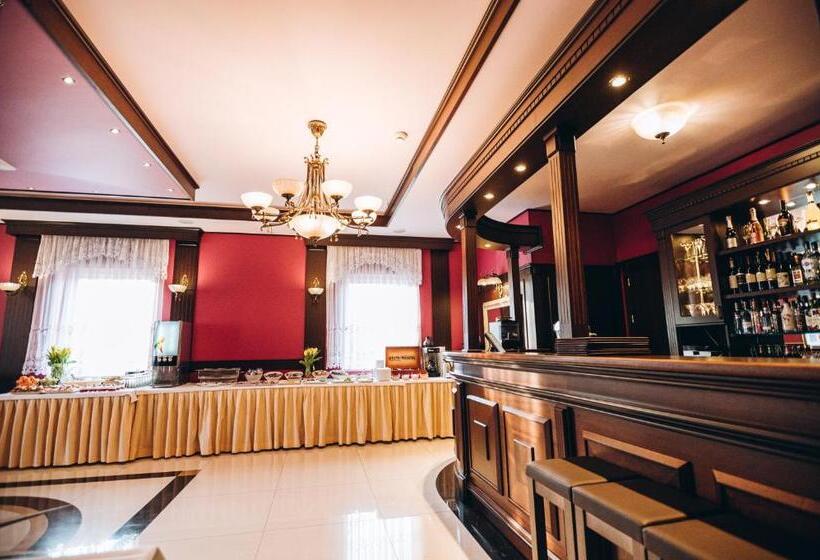 Отель Dworek Magnat