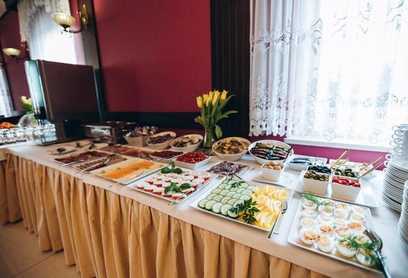 Отель Dworek Magnat