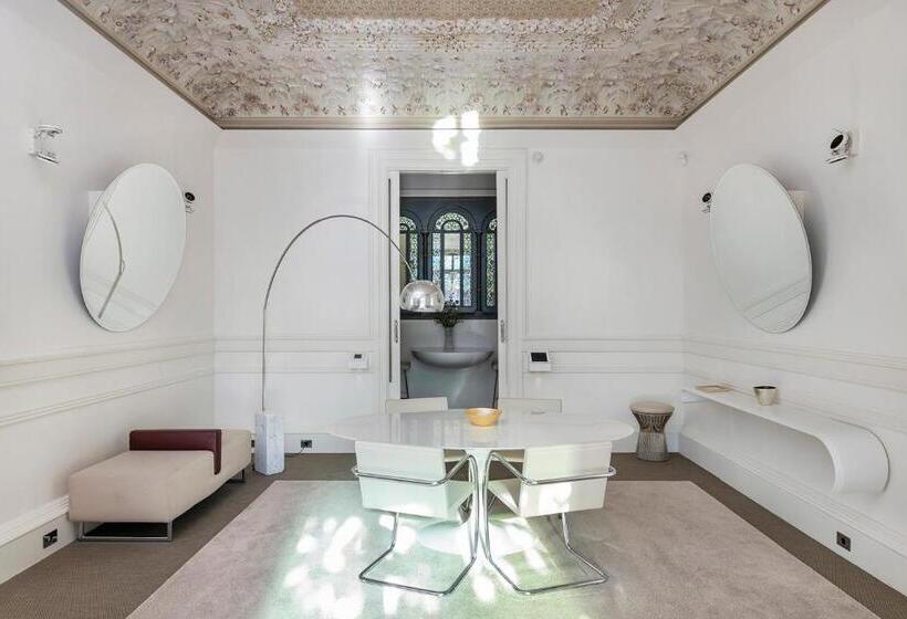 Отель El Palauet Royal Suites