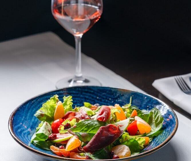 هتل Europa Royale Bucharest