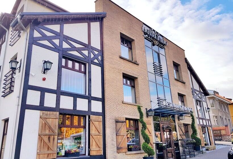 בית מלון כפרי Fado