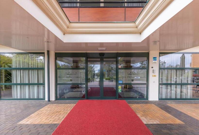 Fletcher Familiehotel De Hunzebergen