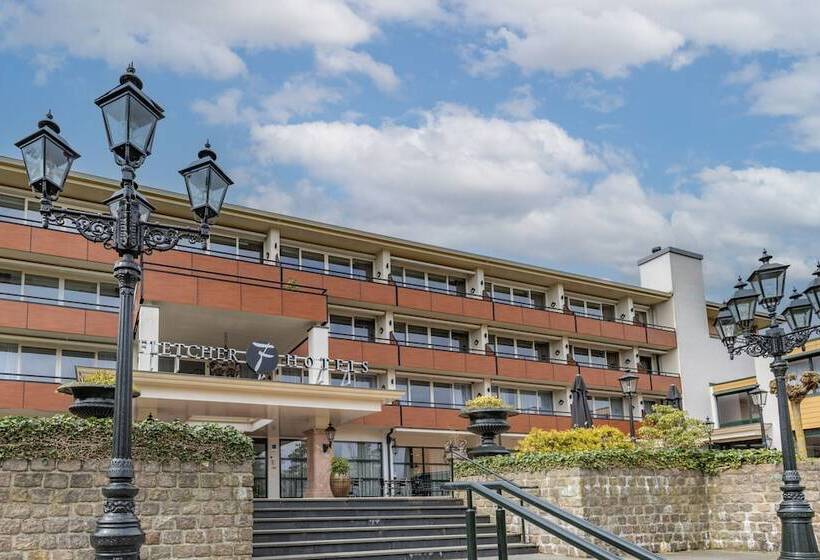 Fletcher Familiehotel De Hunzebergen