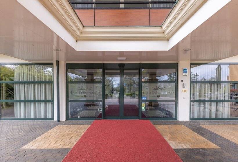 Fletcher Familiehotel De Hunzebergen