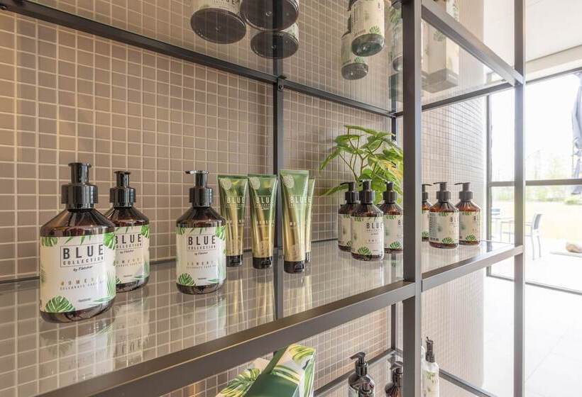 Fletcher Familiehotel De Hunzebergen