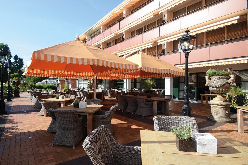 Fletcher Familiehotel De Hunzebergen