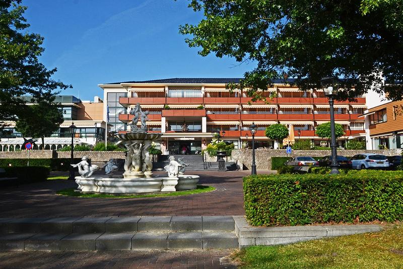 Fletcher Familiehotel De Hunzebergen