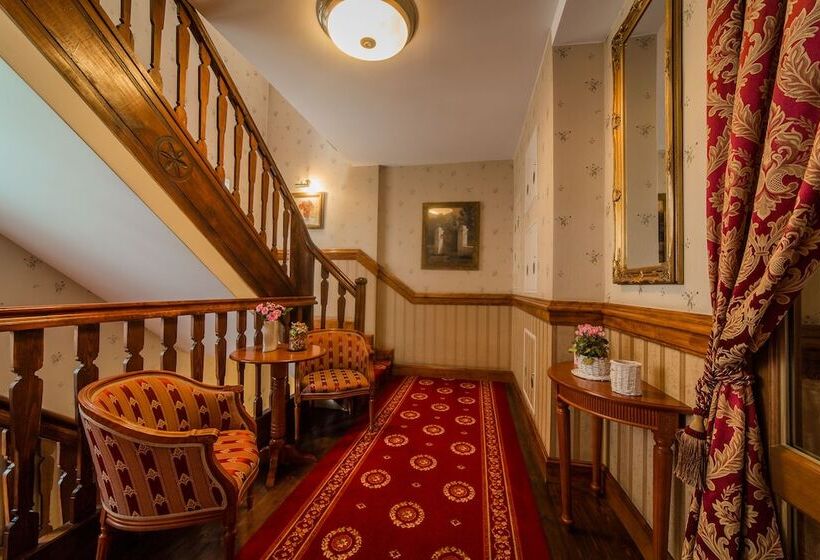 هتل Garden Boutique Residence