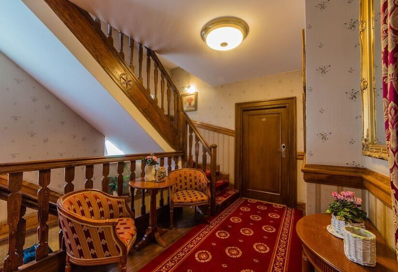 هتل Garden Boutique Residence