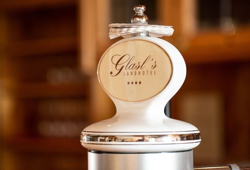 ホテル Glasl S Land