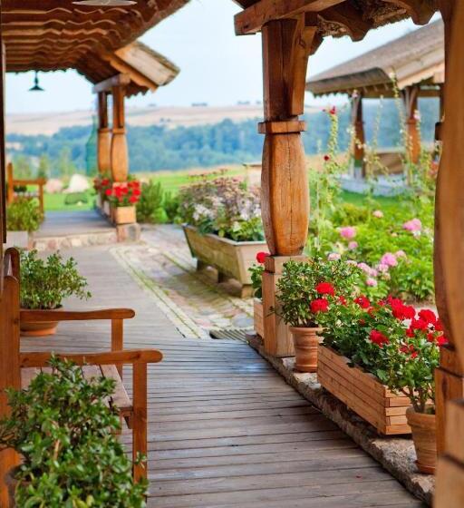 Отель Gleboczek Vine Resort& Spa