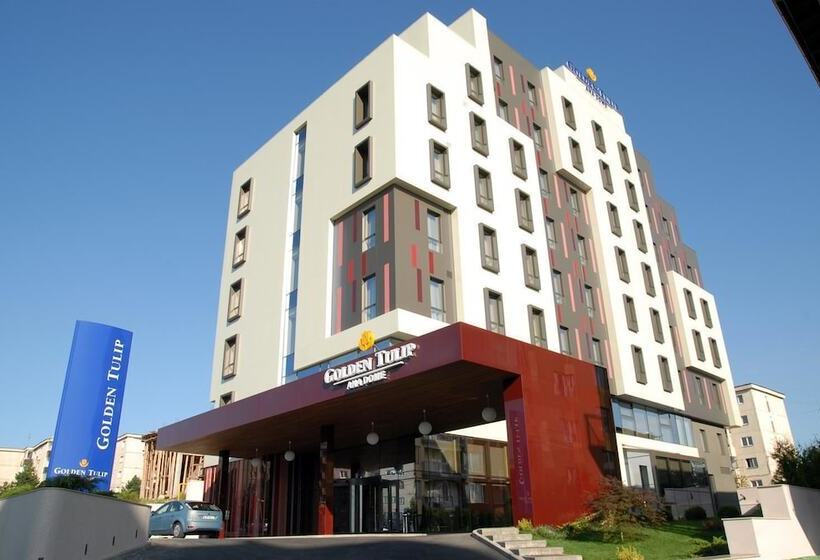 בית מלון כפרי Golden Tulip Ana Dome