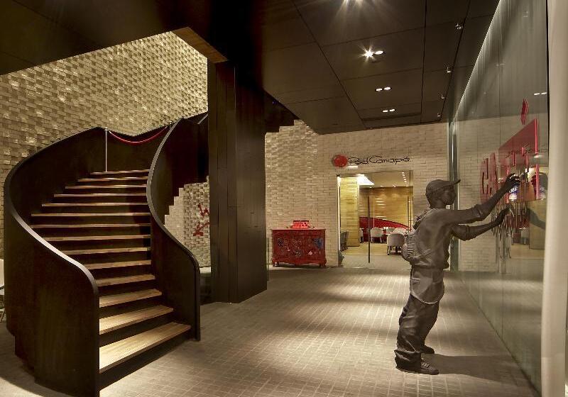 هتل Graffit Gallery Design