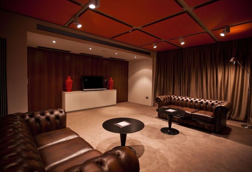 ホテル Graffit Gallery Design