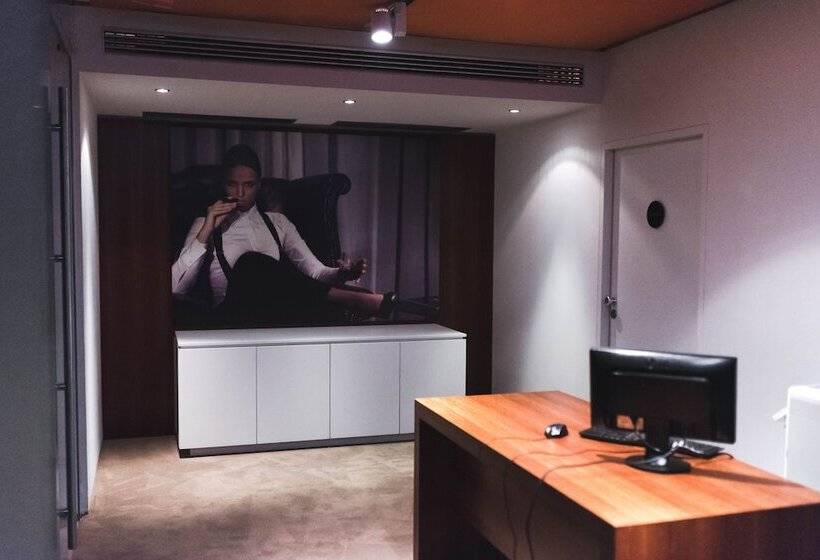 ホテル Graffit Gallery Design