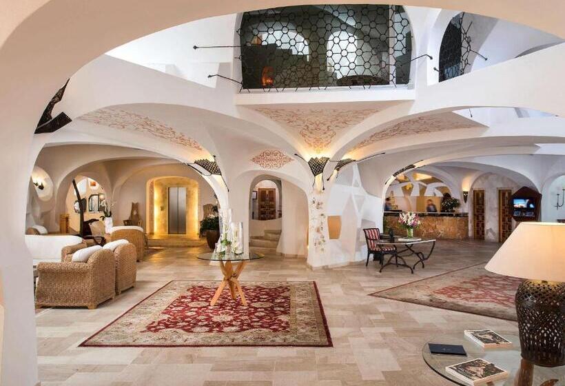 Grand Hotel Poltu Quatu