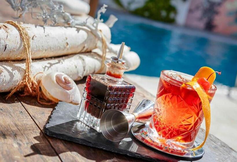 Grand Hotel Poltu Quatu