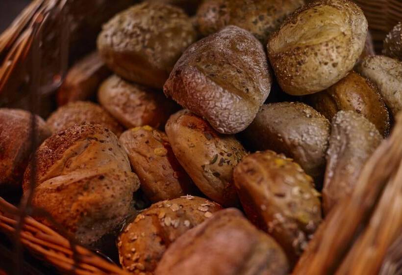 هتل Alpengasthof Grüner