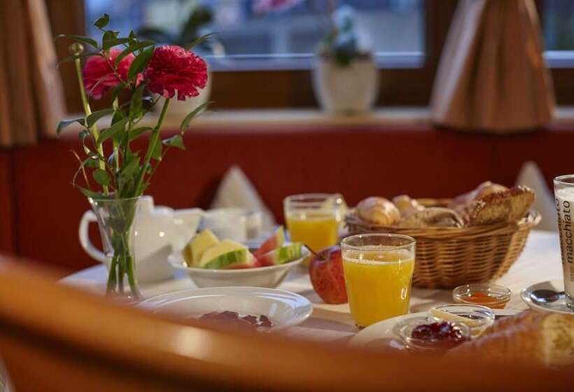 فندق Alpengasthof Grüner