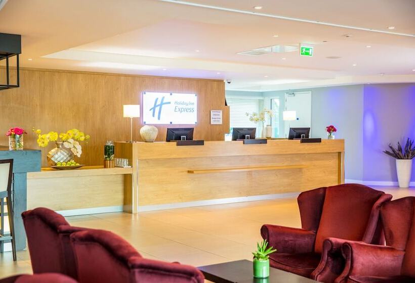 فندق Holiday Inn Express Amsterdam   Sloterdijk Station, An Ihg