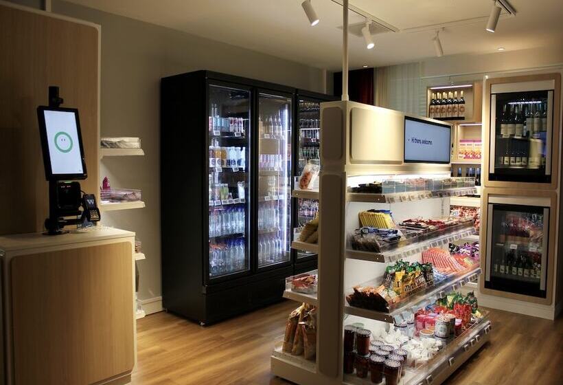 فندق Holiday Inn Express Amsterdam   Sloterdijk Station, An Ihg