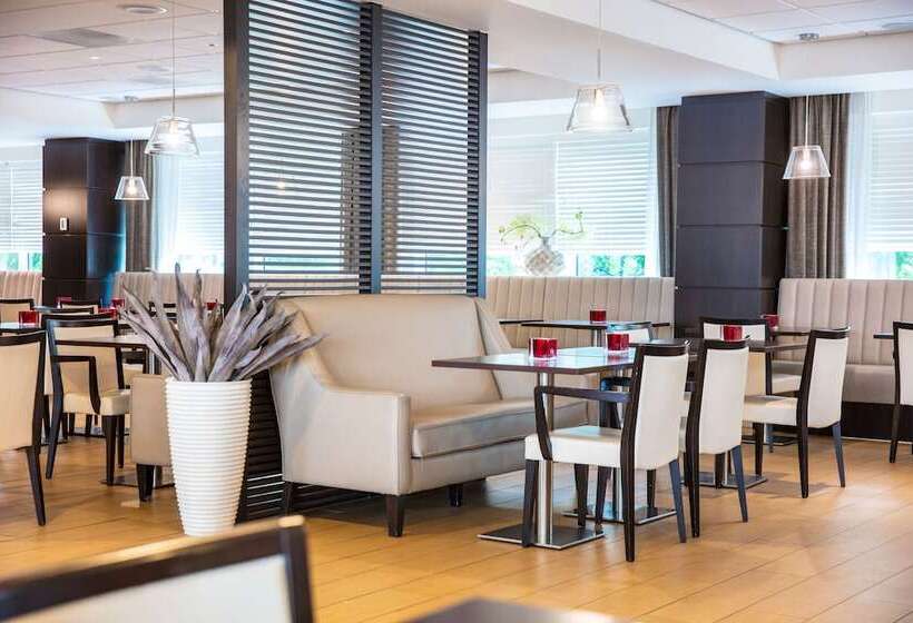 فندق Holiday Inn Express Amsterdam   Sloterdijk Station, An Ihg
