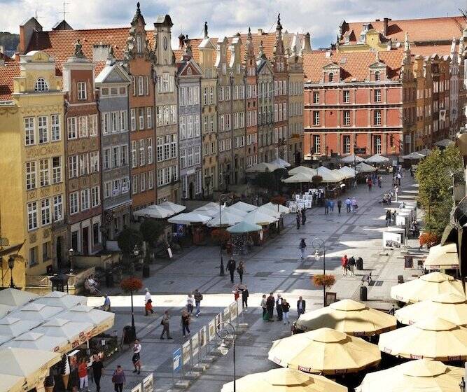 Отель Holland House Residence Old Town