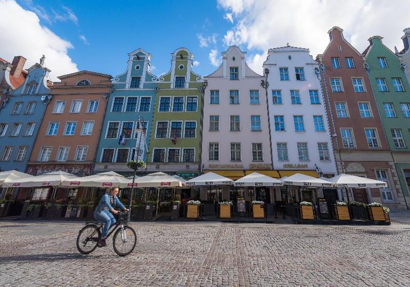 Отель Holland House Residence Old Town