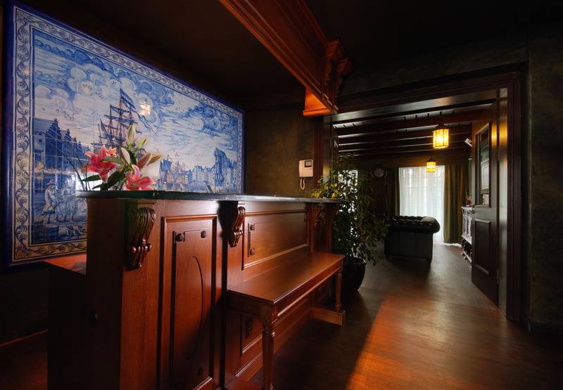 Отель Holland House Residence Old Town