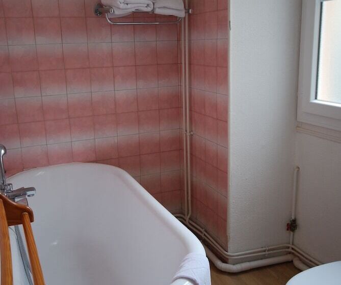 ホテル Hôtel Adour