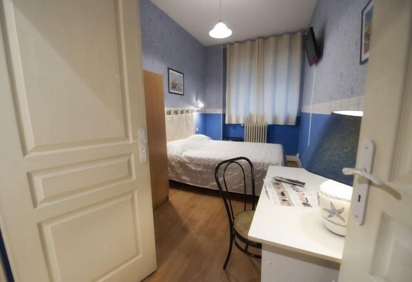 ホテル Hôtel Adour