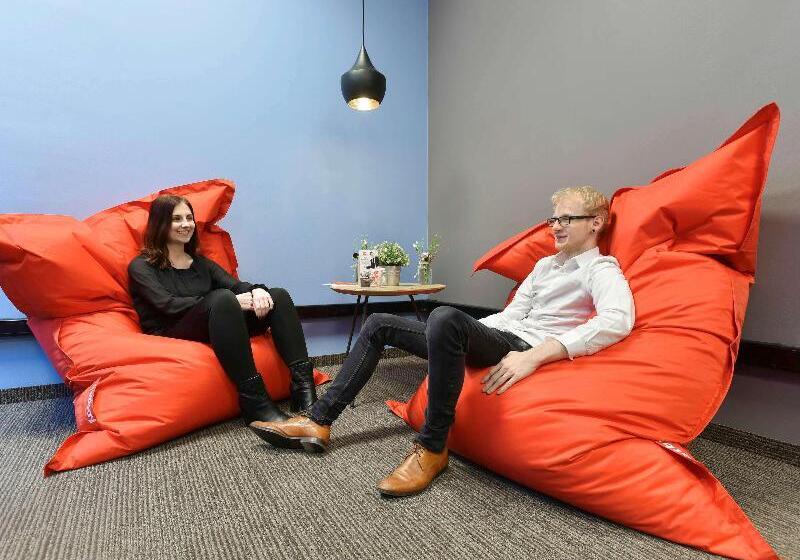 בית מלון כפרי Ibis Kortrijk Centrum