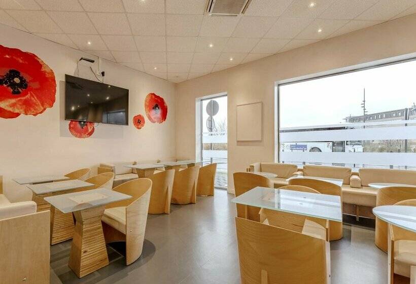 B&B HOTEL Maubeuge Gare