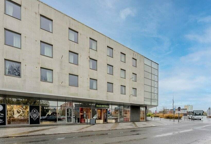 B&B HOTEL Maubeuge Gare