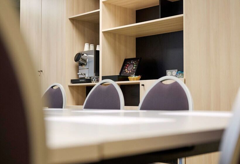 هتل Ibis Styles Bordeaux Begles Arena