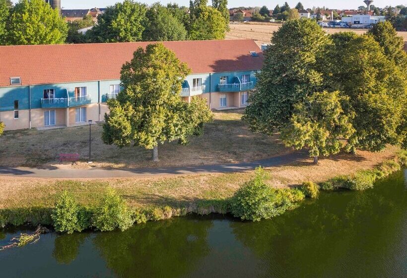 Отель Ibis Styles Bourbon Lancy