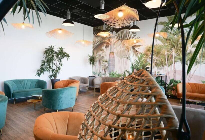 בית מלון כפרי Ibis Styles Saintjulienengenevois Vitam