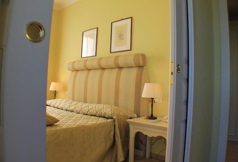 فندق Il Parco Sul Mare Resort & Spa